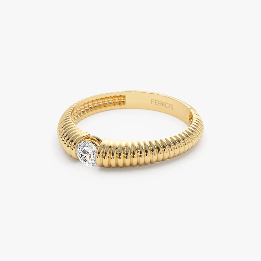 14k Gold Ribbed Gold Solitaire Diamond Ring