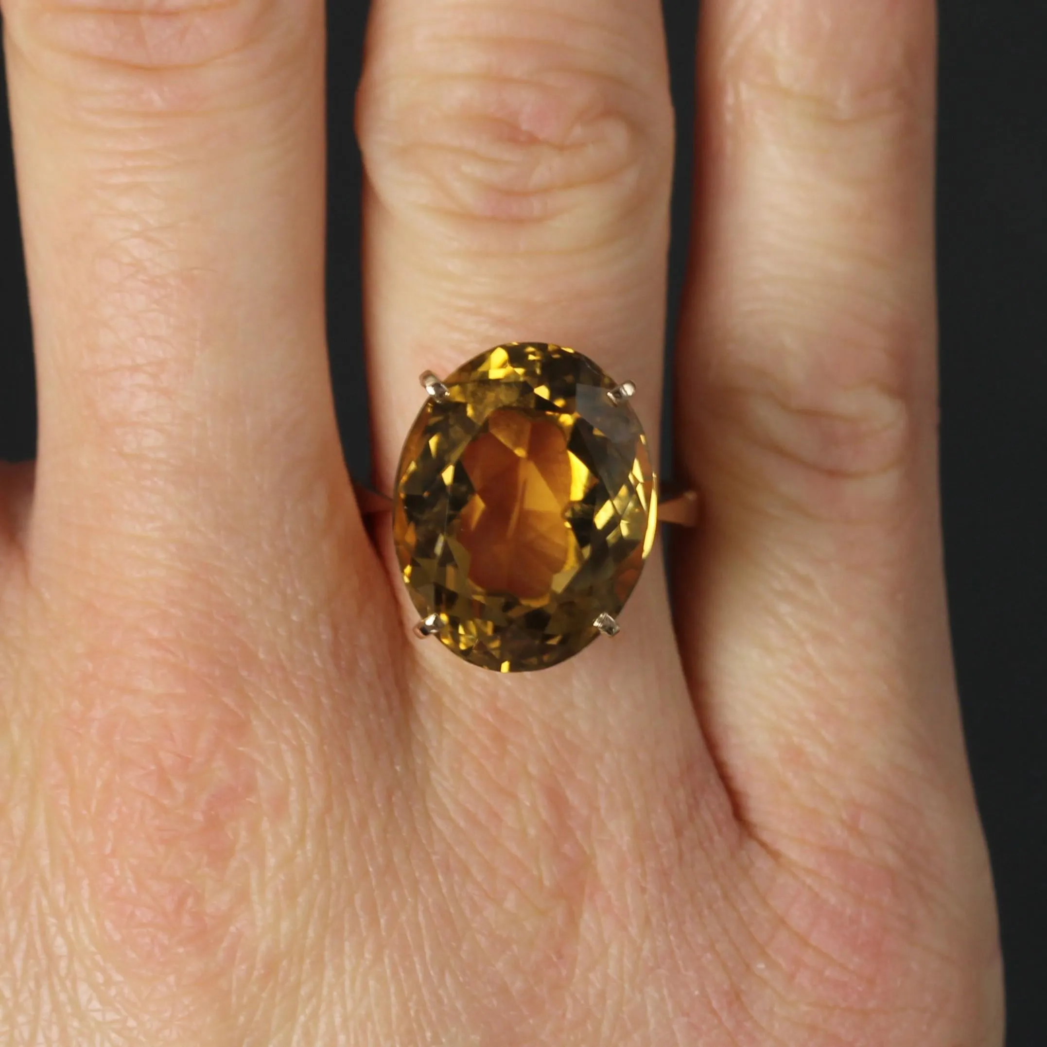 1960s 12 Carats Citrine 18 Karat Yellow Gold Cocktail Ring