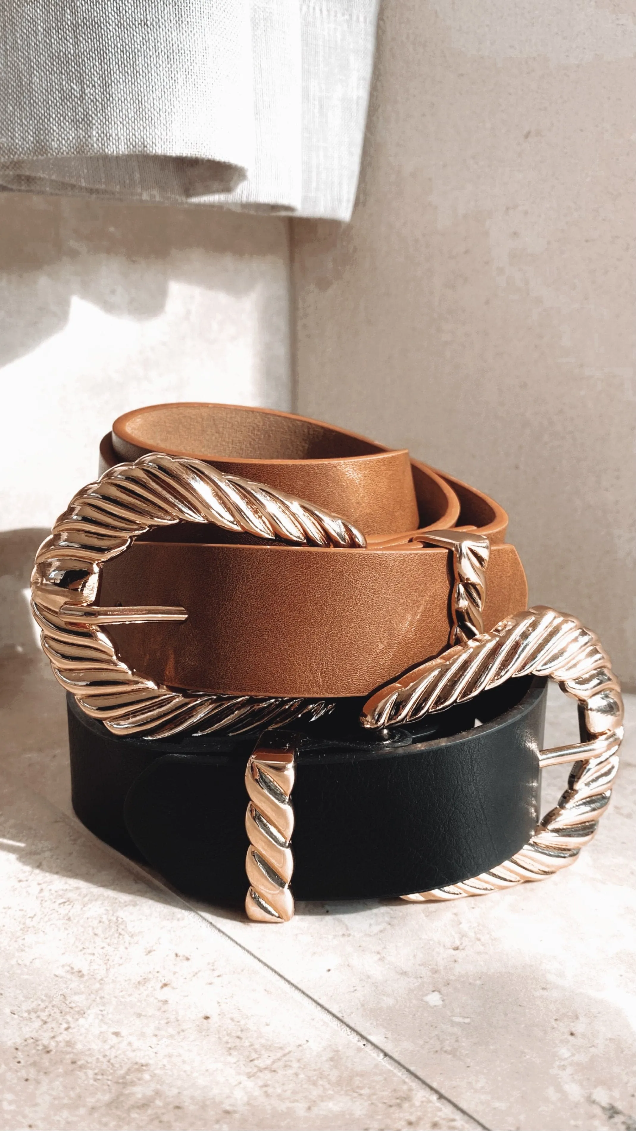 Amelie Twist Buckle Belt - Brown/Gold