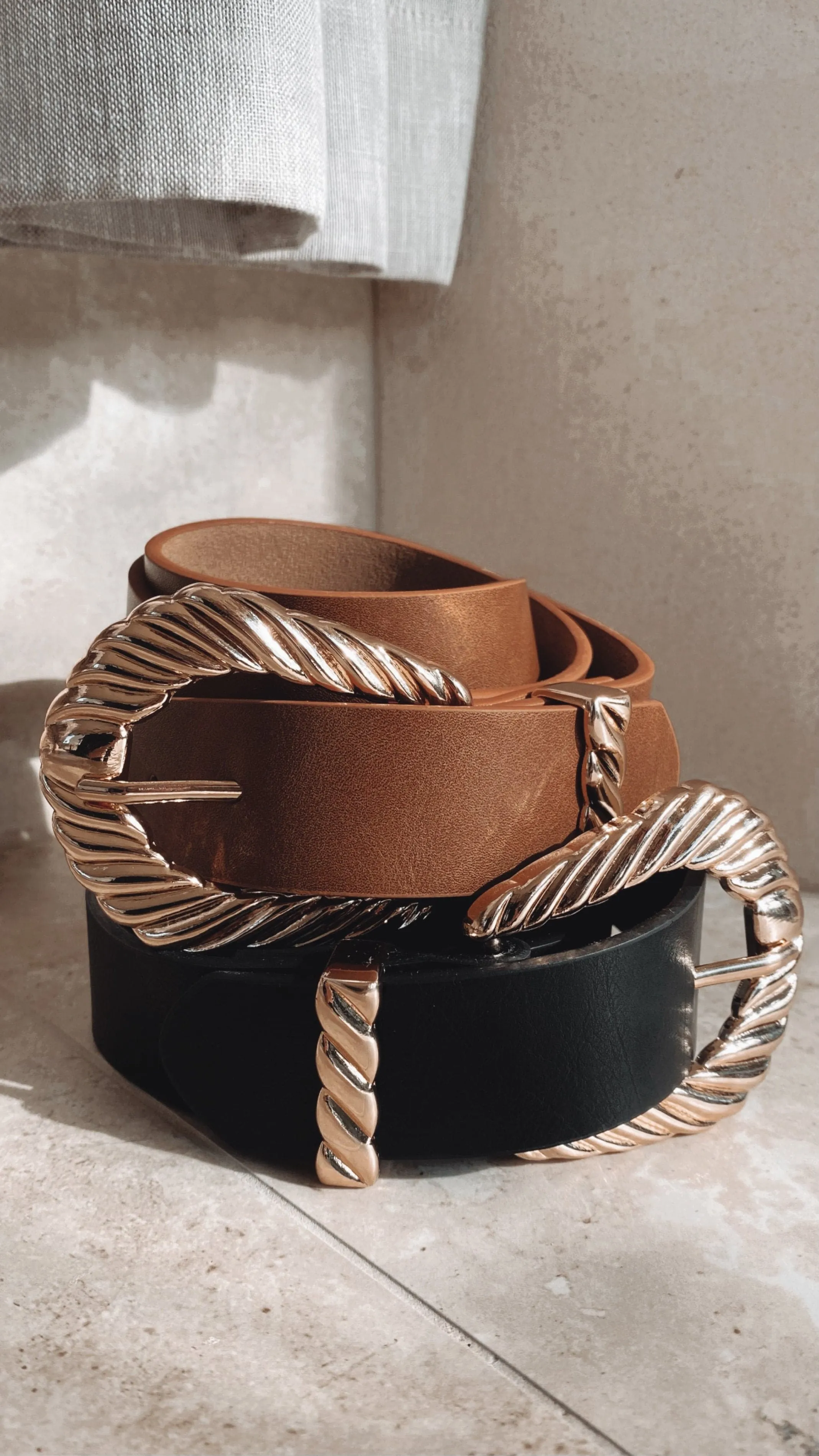 Amelie Twist Buckle Belt - Brown/Gold