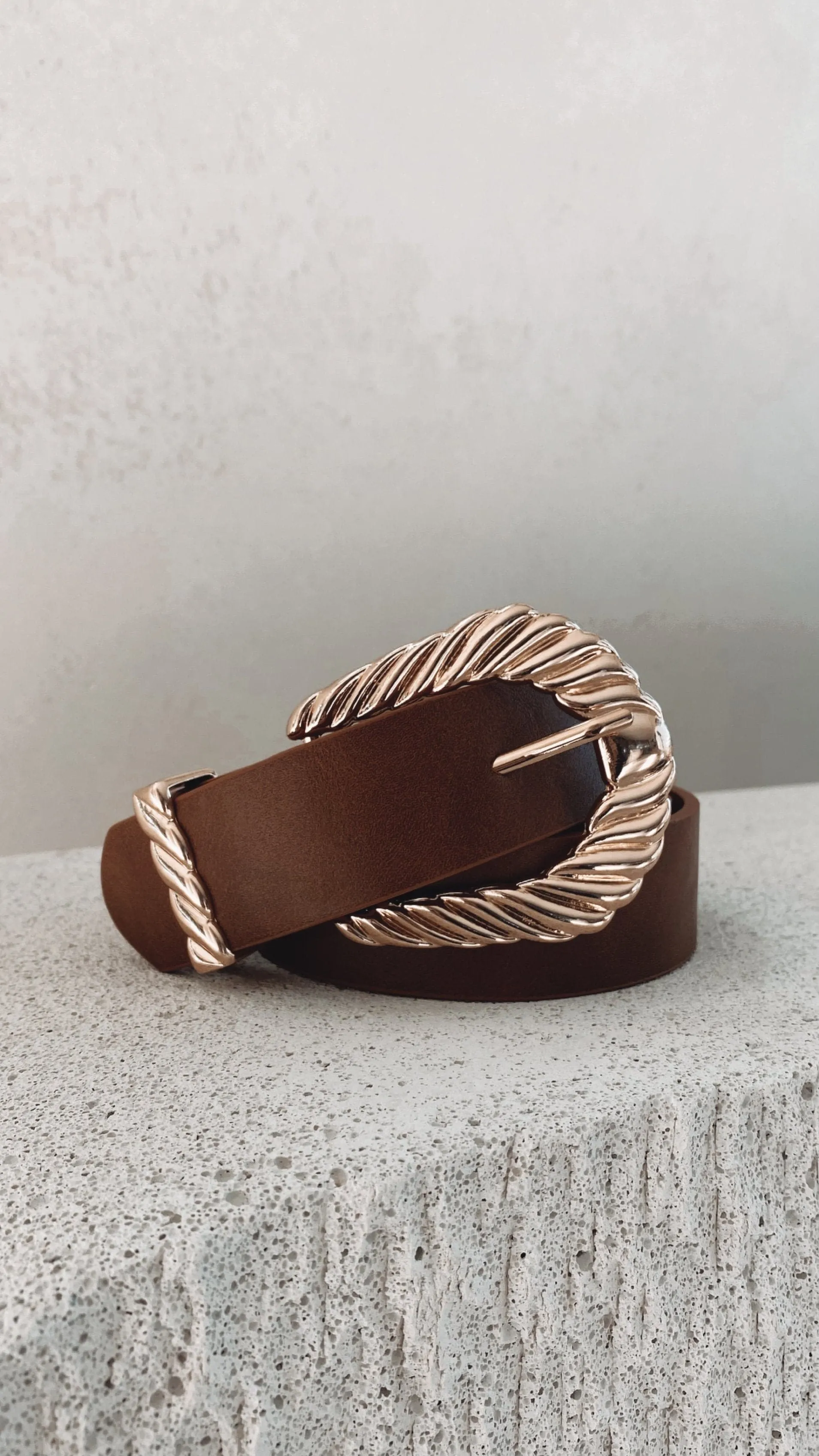 Amelie Twist Buckle Belt - Brown/Gold