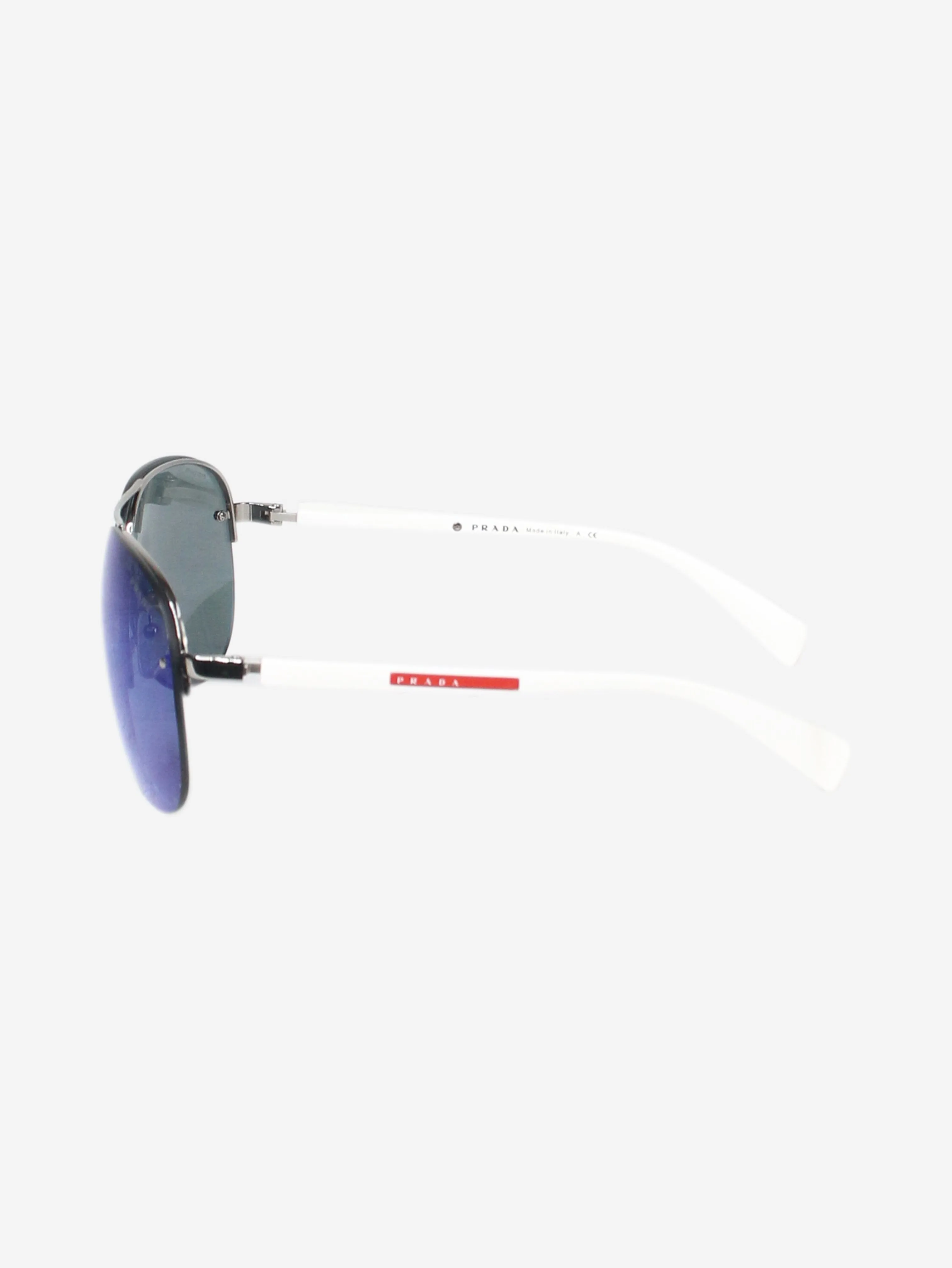 Blue aviator tinted sunglasses