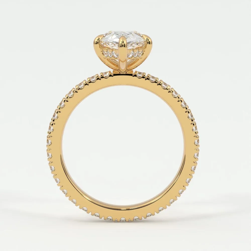 Pear Diamond Engagement Rings