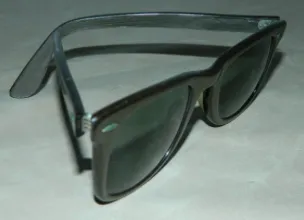 vintage 1950s Ray Ban WAYFARER sunglasses B&L gray plastic frames